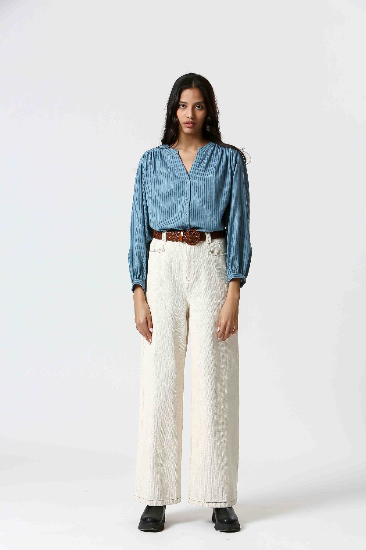 Paula Aqua - Blouse brodée en coton lin