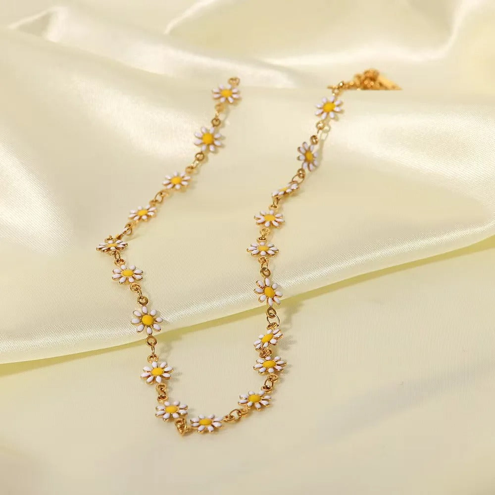 Marguarita Collier Or – Petites marguerites émaillées