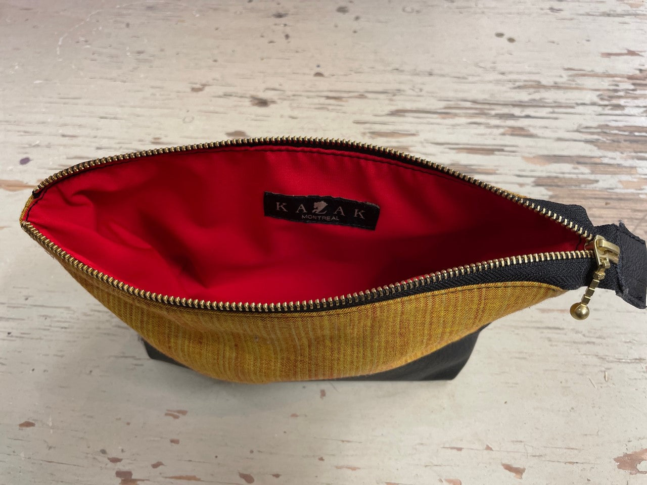 Moutarde Brun La trousse