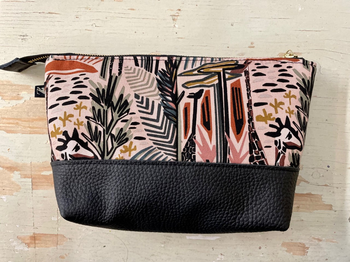 Savane Noir La trousse
