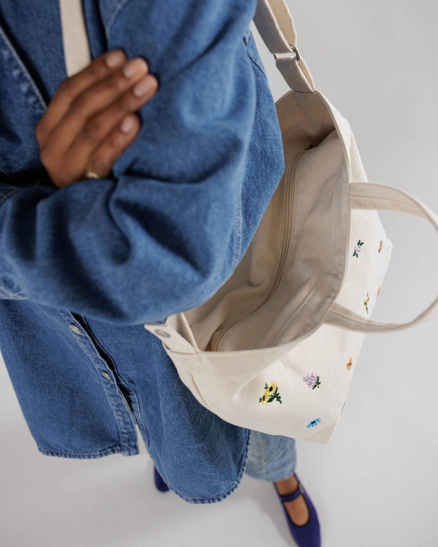 Duck ZIP horizontal Embroidered Sac