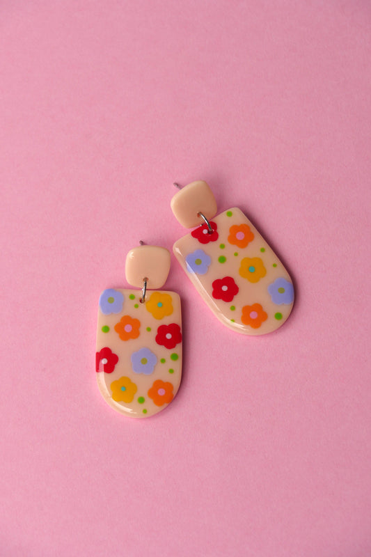 aire de boucles en argile polymère à motif floral multicolore, style printanier et artisanal