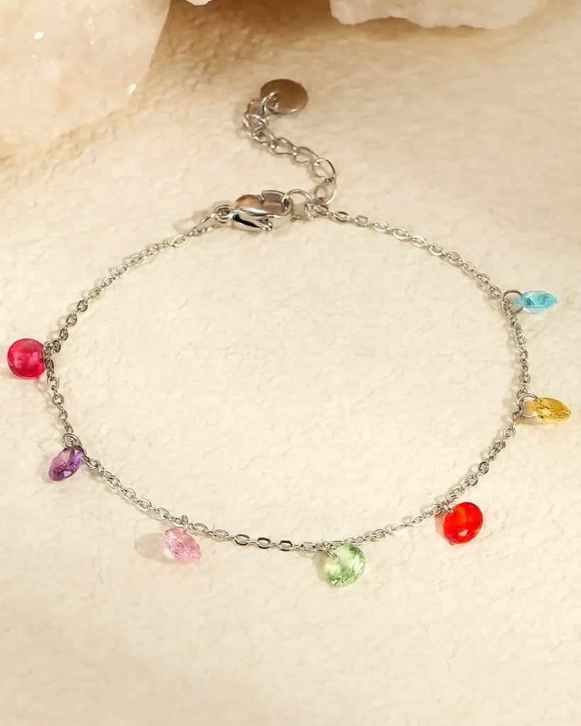 Bracelet Mathilde en acier inoxydable argenté avec perles multicolores, vue entière