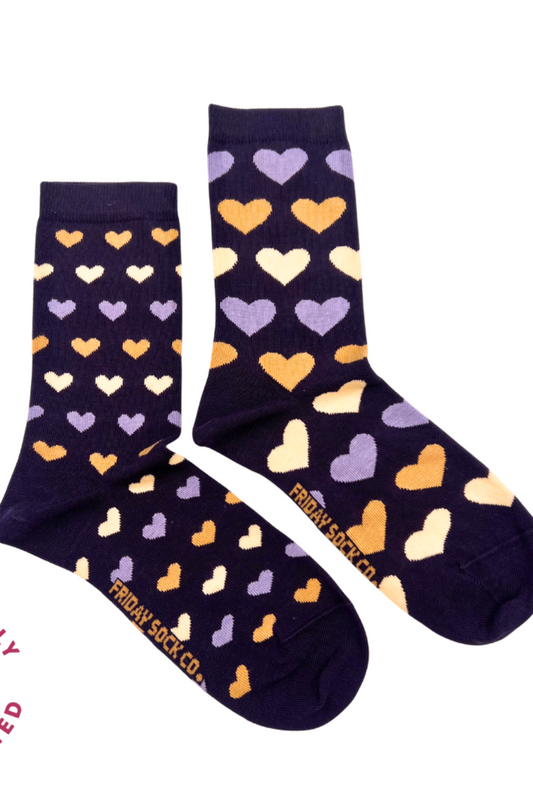 Chaussettes depareillees avec motifs coeurs multicolores vue produit