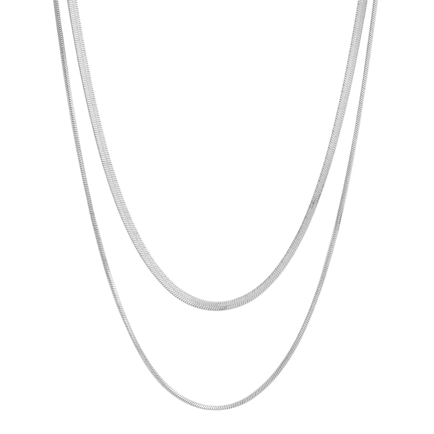Collier Serenade argent en vue studio – deux chaînes plates, finition lisse et résistante à l’eau