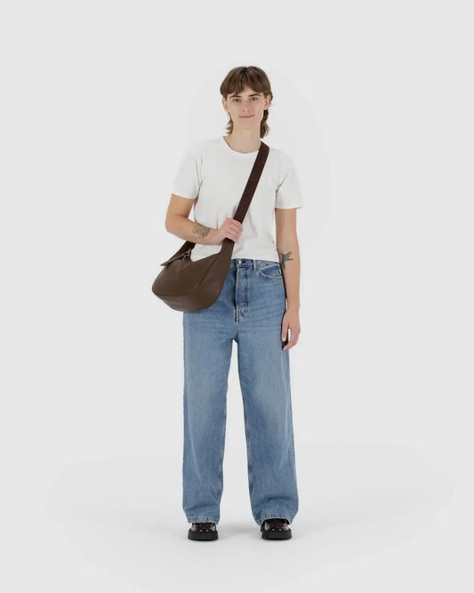 Marron Cuir Recyclé Croissant Moyen Sac