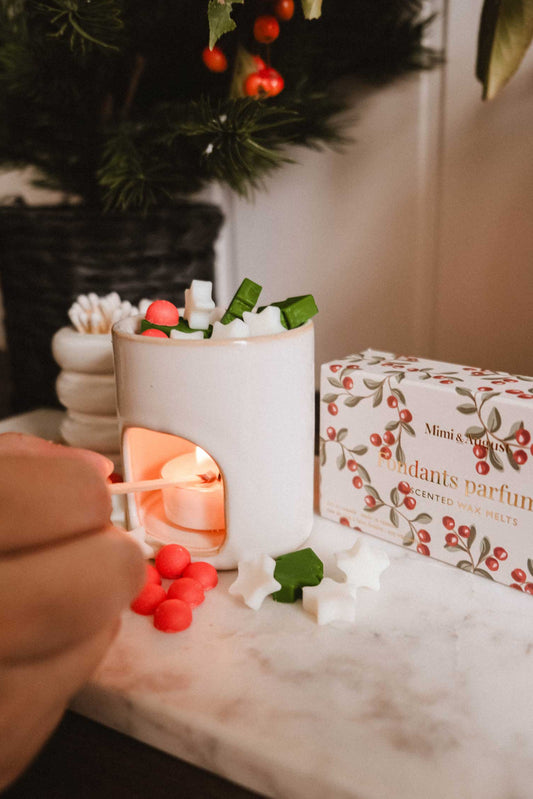 Diffuseur Mini Aroma avec lampion allumé – ambiance lumineuse douce et parfumée