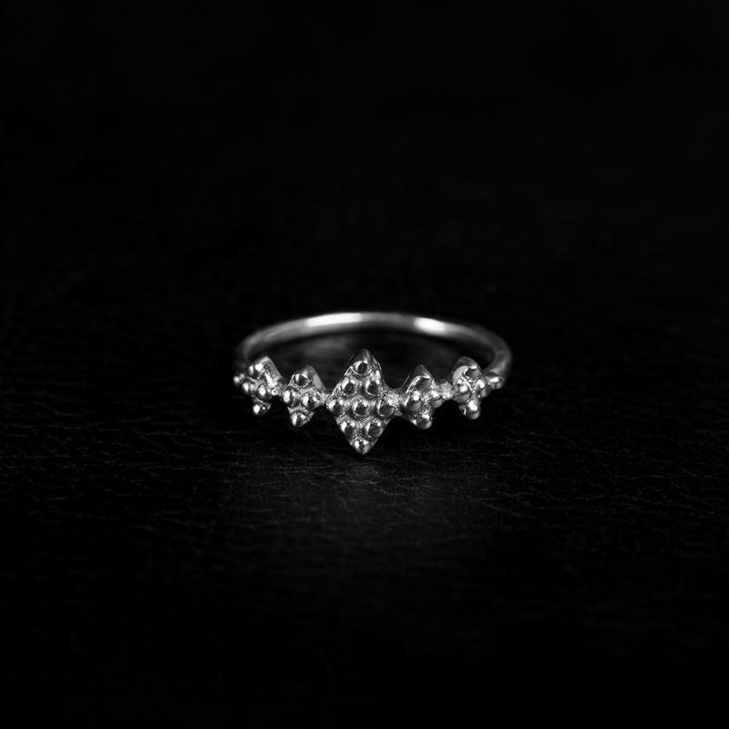 Lucy Argent Bague Ornement en Forme Diamant