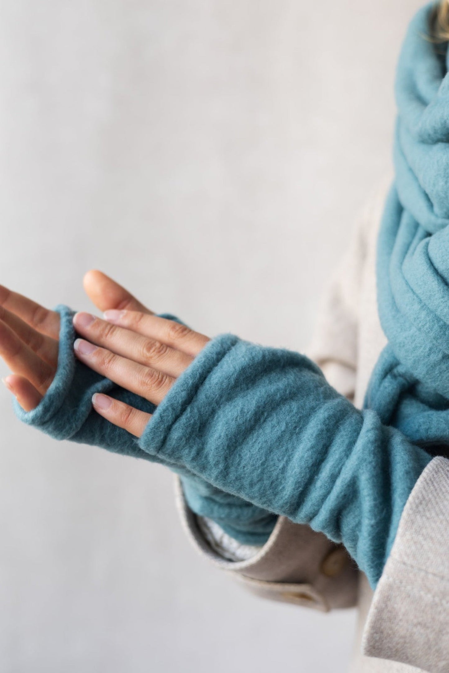 Ensemble d’hiver avec mitaines et bandeau en molleton