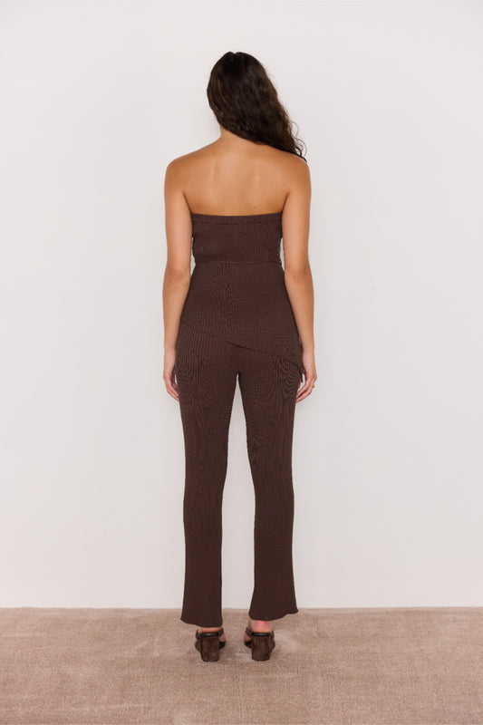 Pantalon slim en maille chocolat, vue de dos
