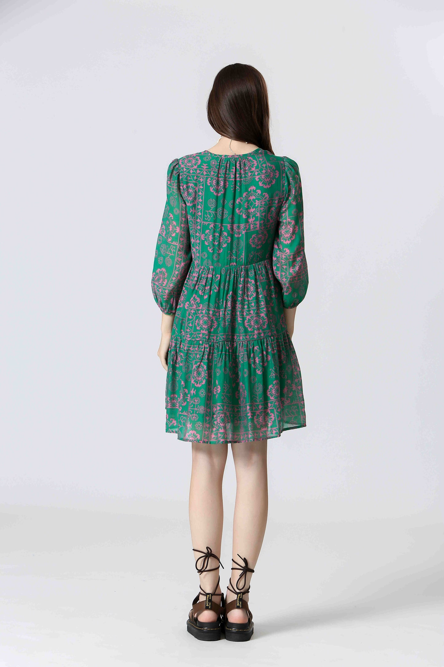 Camille Robe courte bohème verte imprimée fluide en viscose