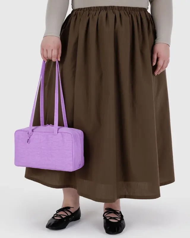 Sac Bowler rose lavande porté à la main – Format compact et design structuré