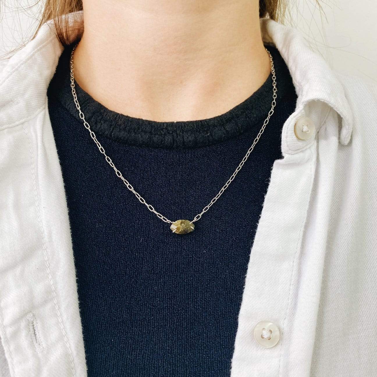 Labra Argent Collier