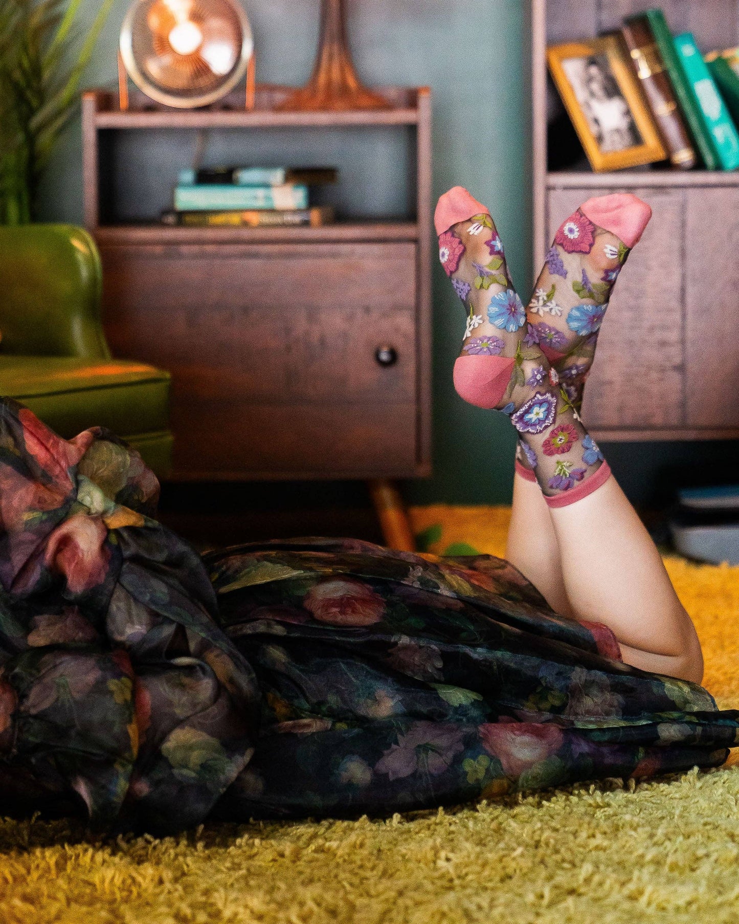 Fleurs violettes - Chaussettes transparentes