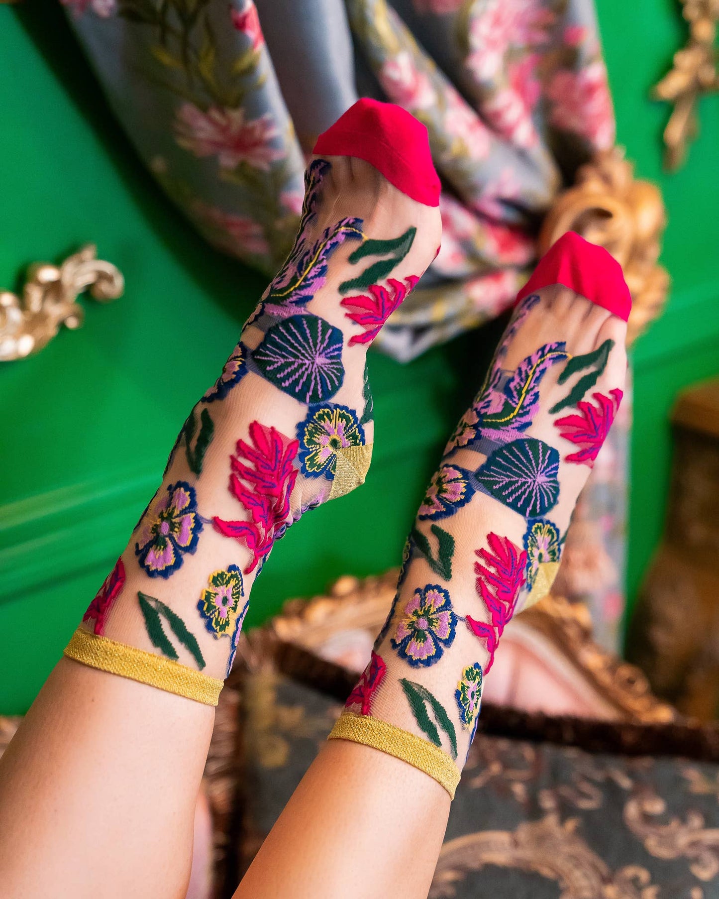Chaussettes en tissu transparent à motif floral festif
