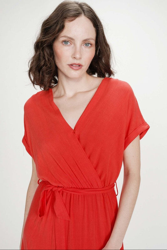 Judith Émeraude - Robe longue fluide ceinturée élégante