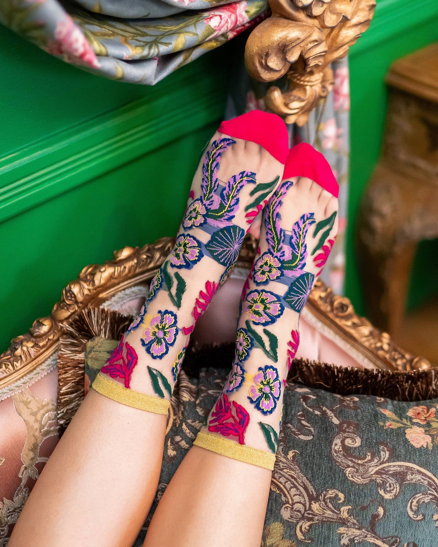 Chaussettes en tissu transparent à motif floral festif