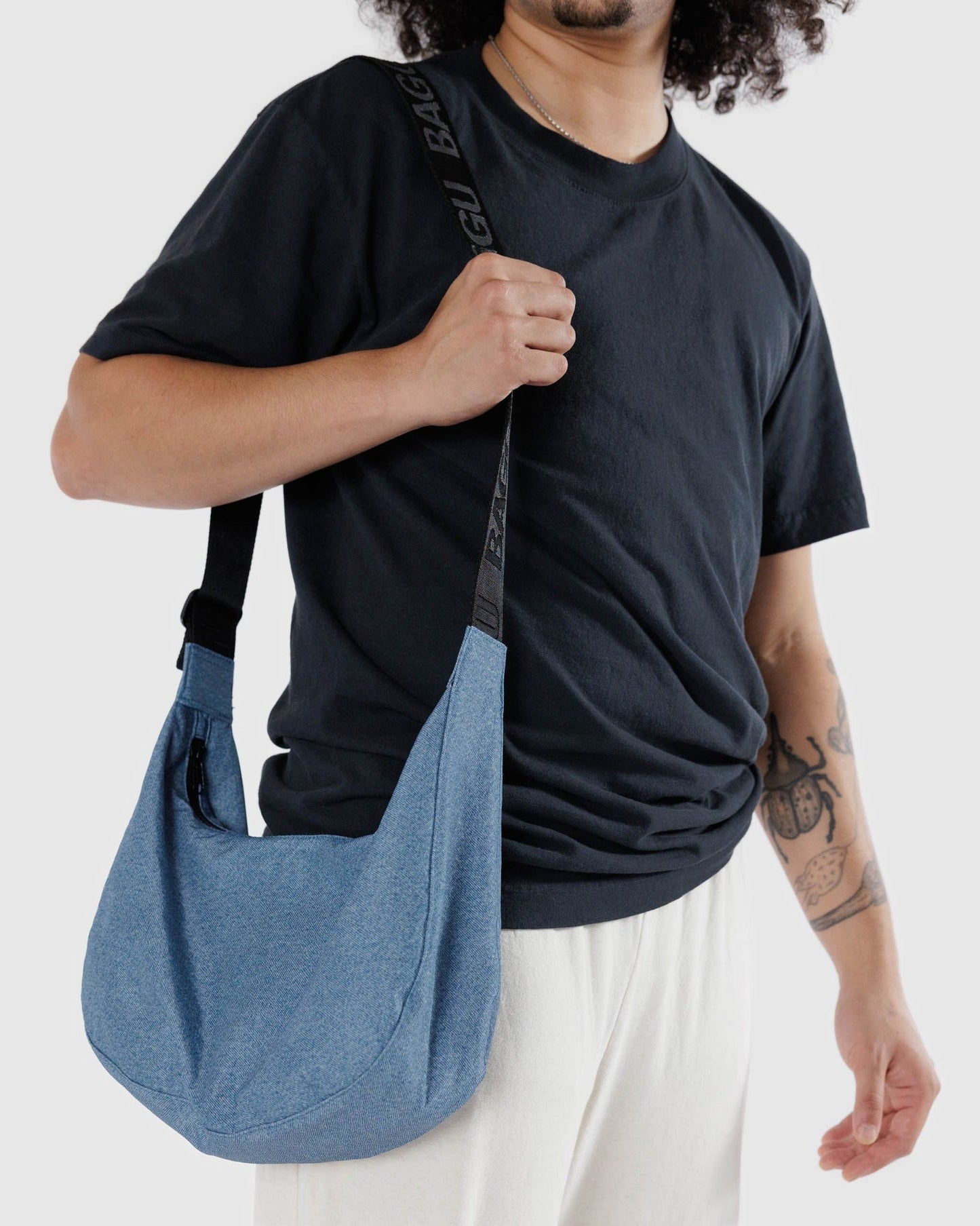 Crescent Medium Digital Denim Sac