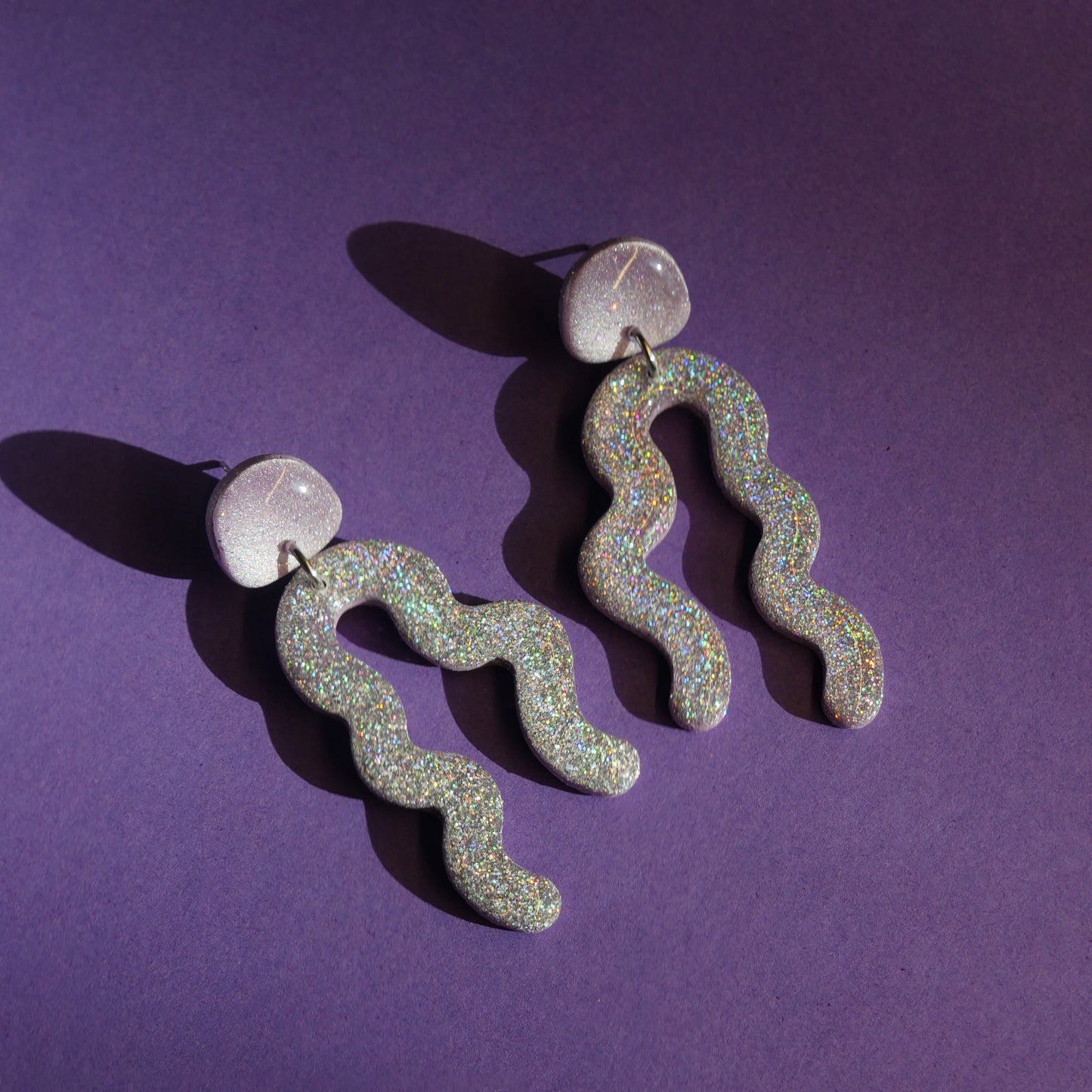 Gabie Serpentin Paillettes Boucles d'oreilles