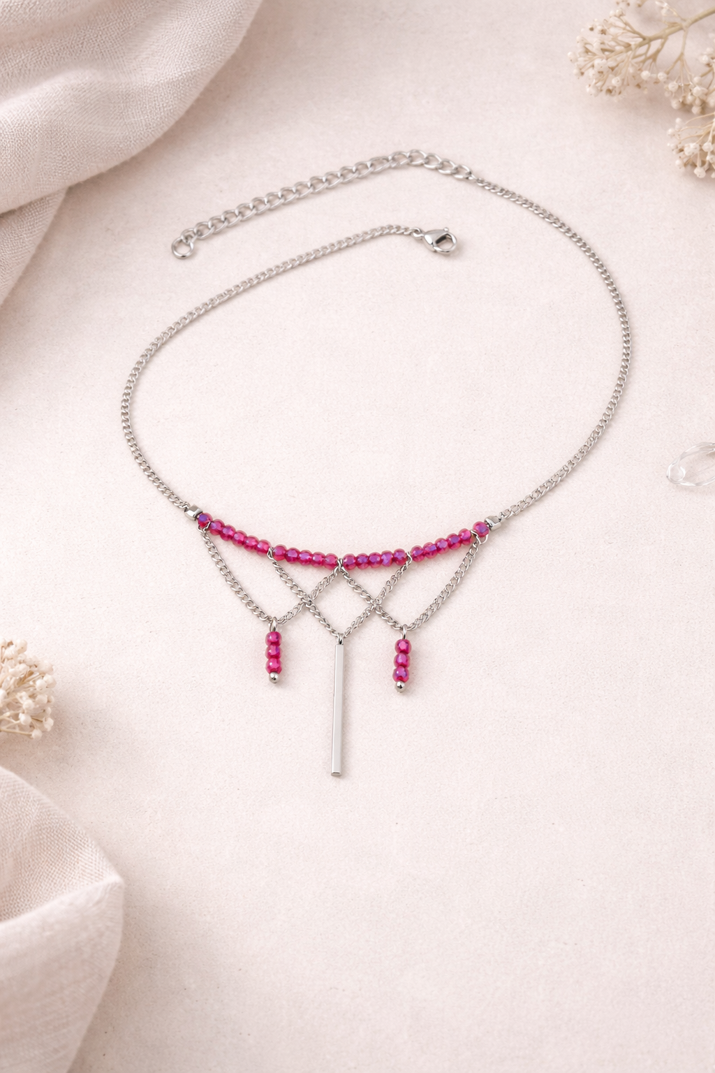 Aurore Fushia - Collier raz-du-cou élégant