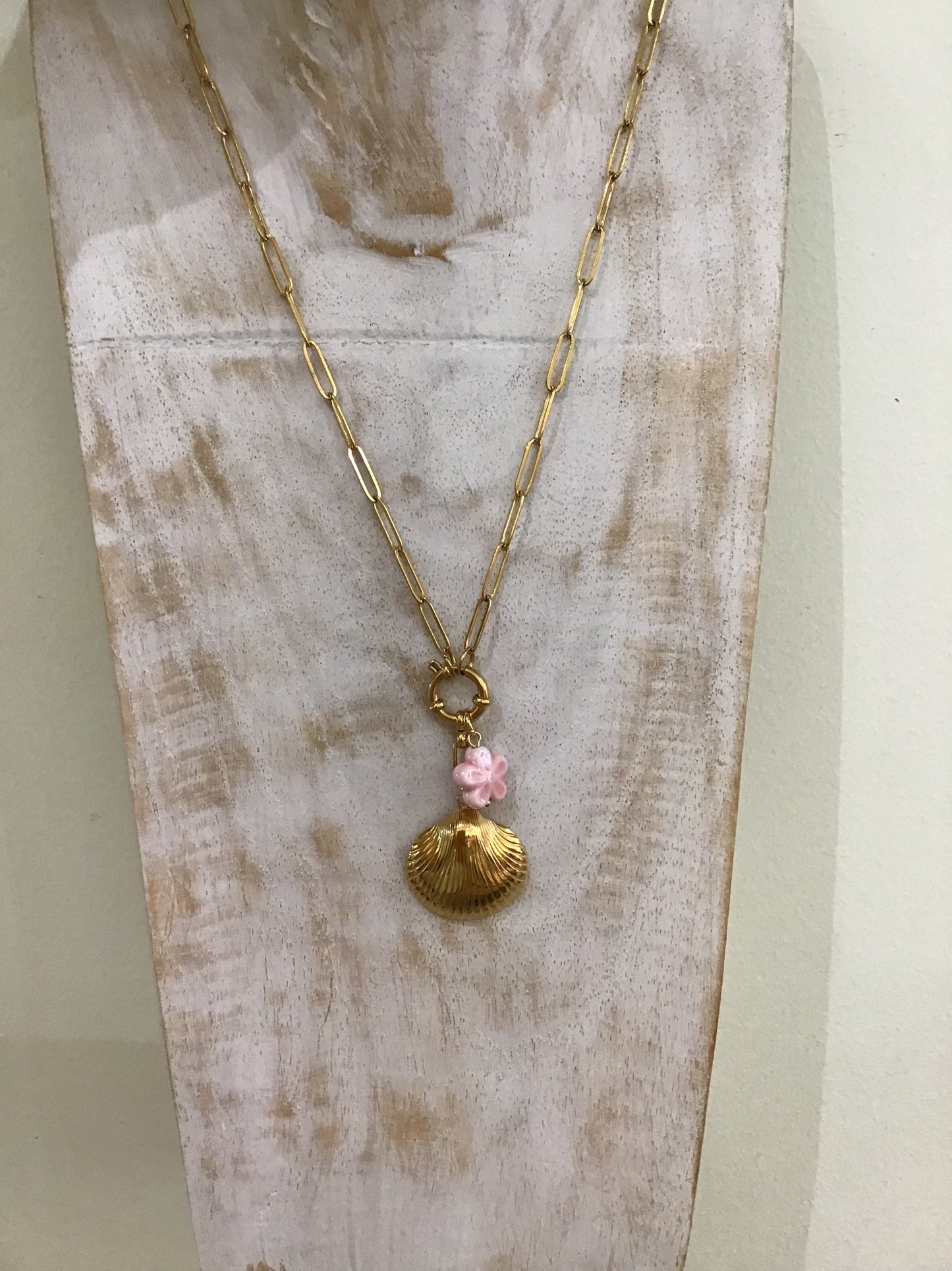 Tulum Collier Acier Inoxydable Doré - Charms Marins Colorés et Coquillages