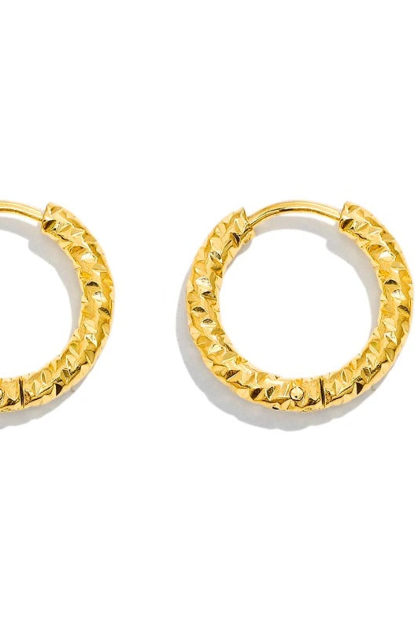 Boucles d’oreilles créoles Elli dorées en acier inoxydable, design classique 1,5 cm