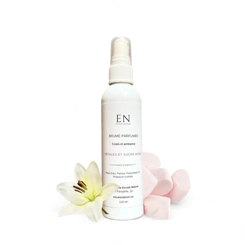 Brume naturelle pour le corps et l’ambiance au parfum doux de pétales et sucre rose

