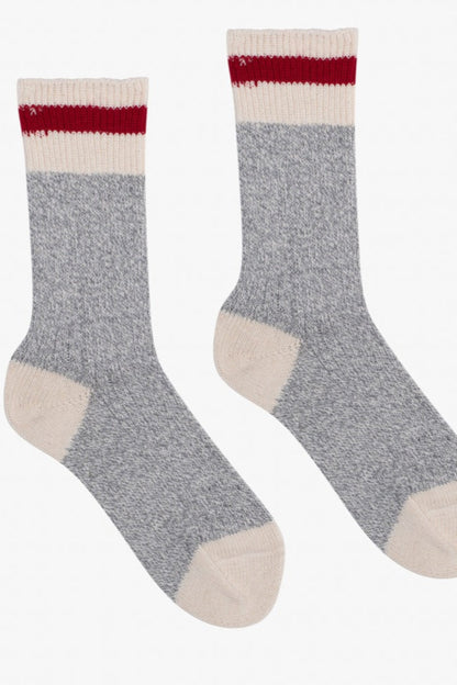 Chaussettes Héritage gris chiné avec rayure rouge au revers