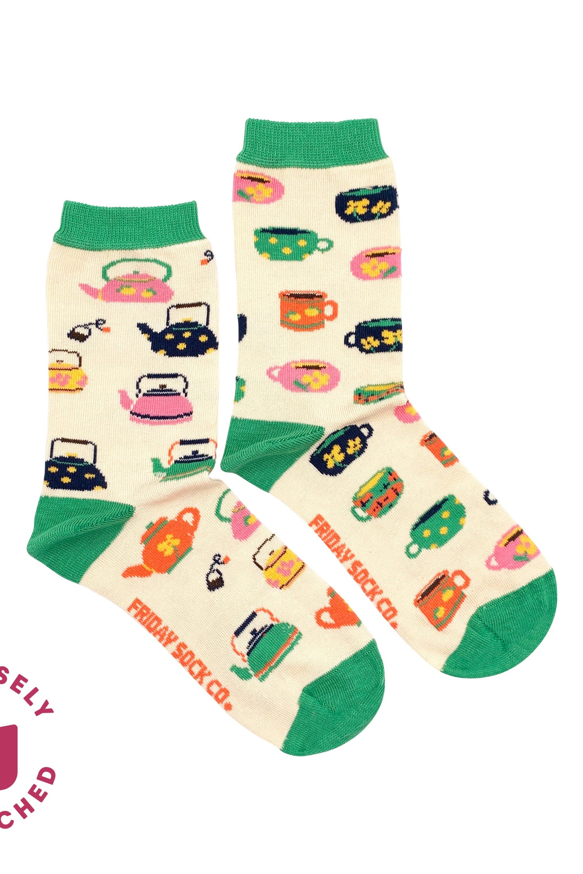 Chaussettes depareillees avec motifs theieres et tasses vue produit
