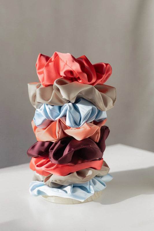 Chouchou larges en satin de plusieurs couleurs