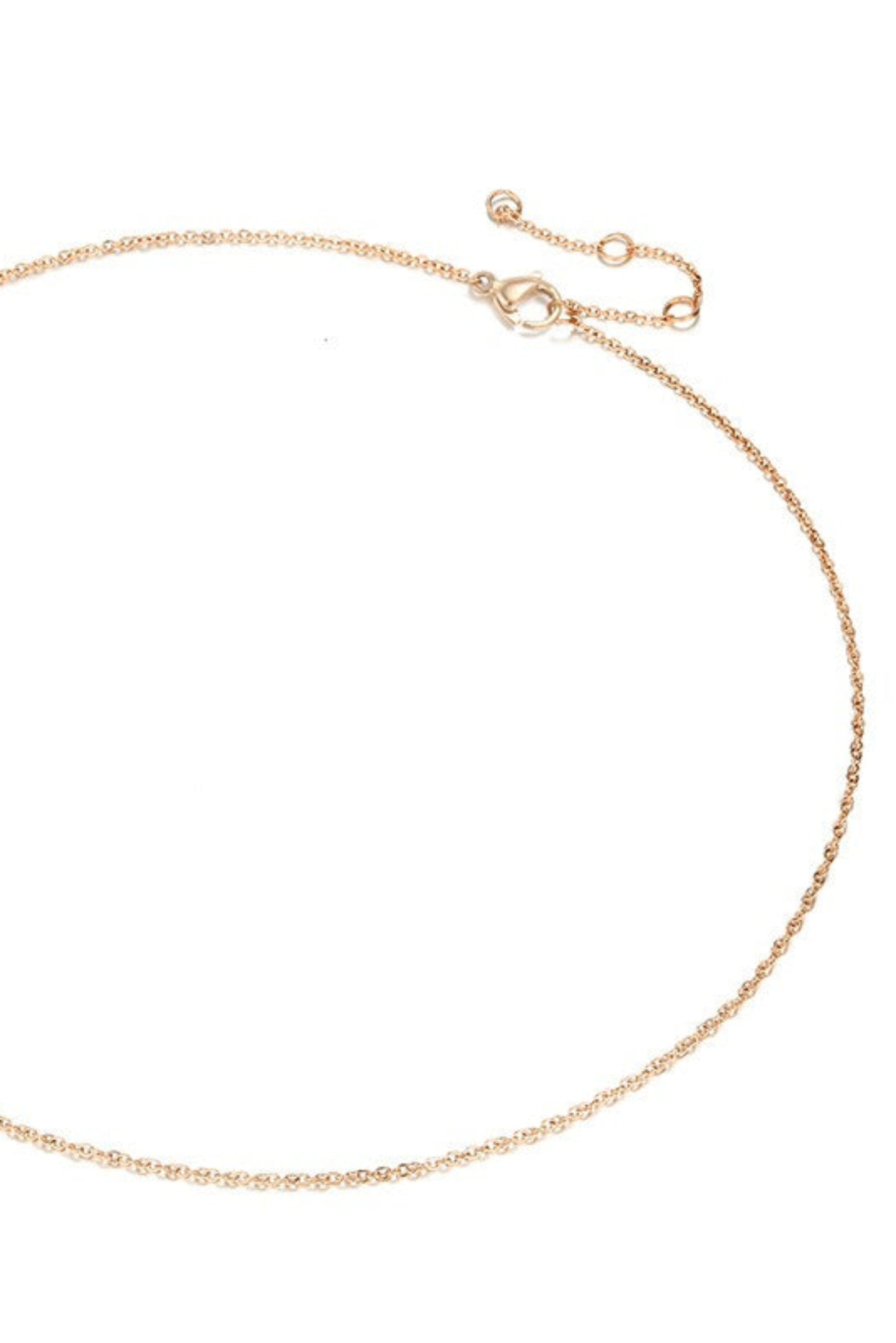 Chaîne fine or rosé – style minimaliste et élégant