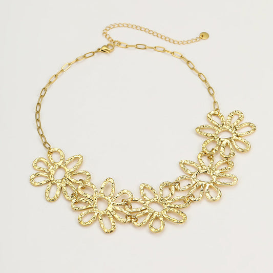 Collier choker doré fleurs martelées - vue de face