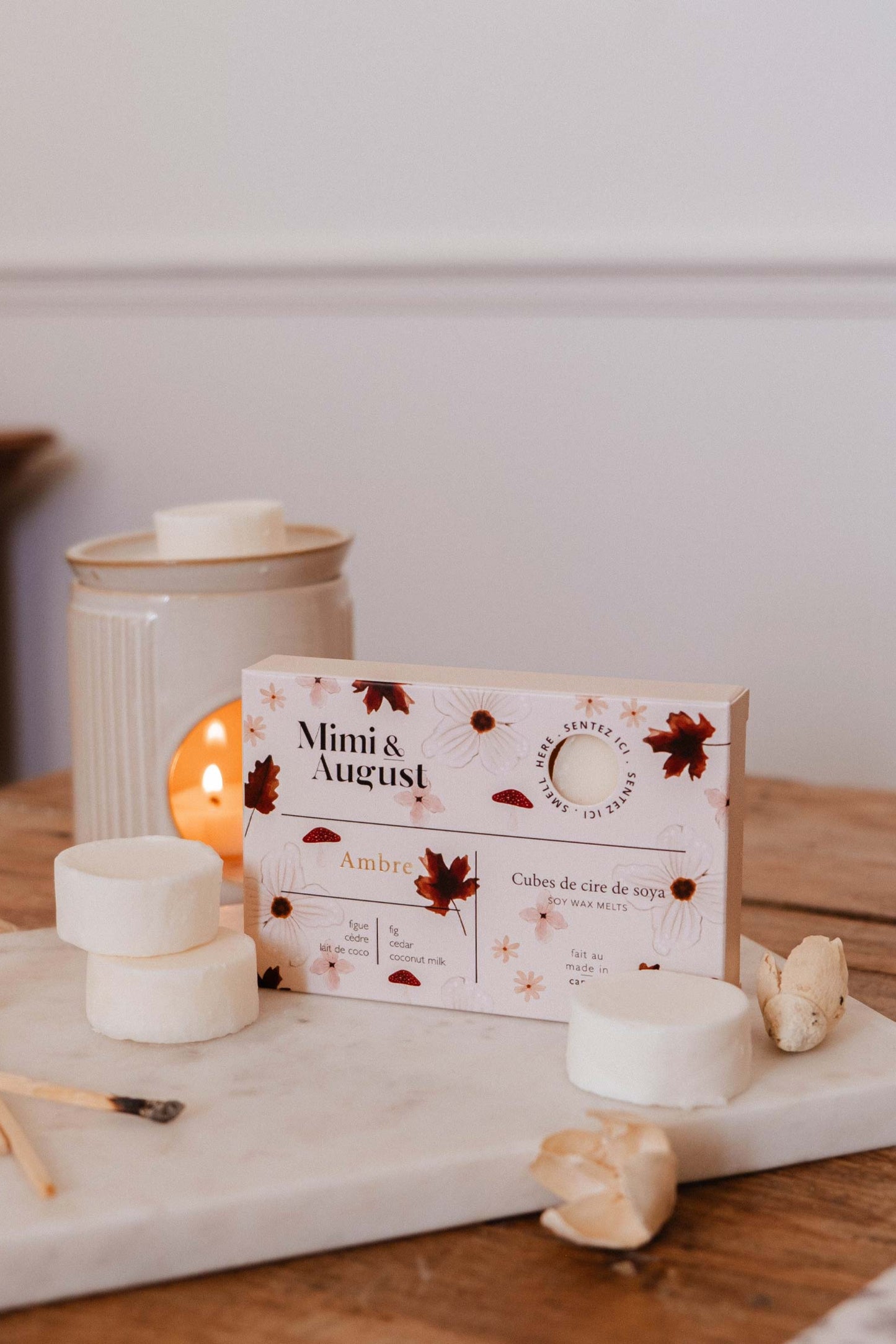 boîte des cubes de cire de soya Ambre – packaging floral automnal