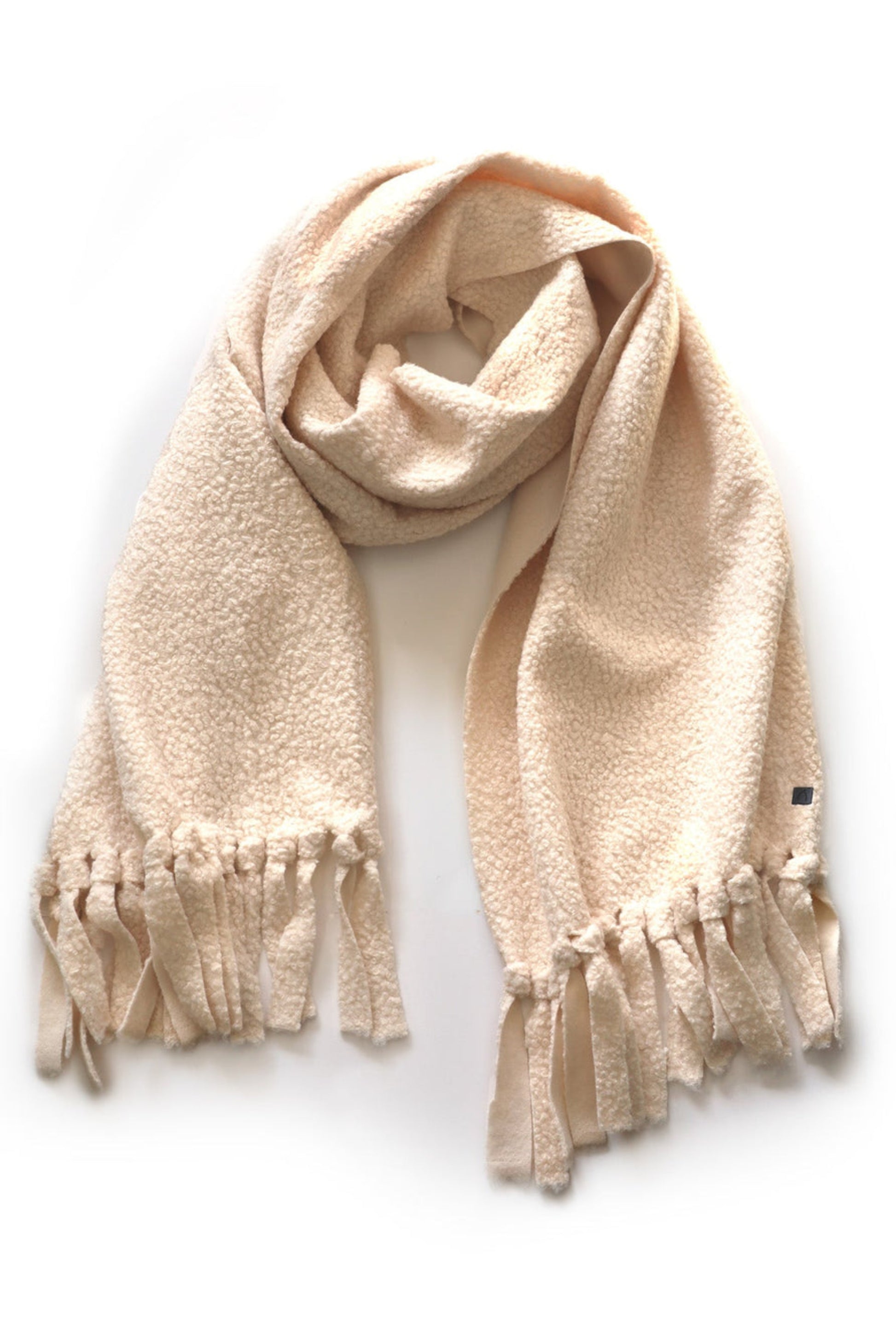 Écharpe en molleton bouclé crème à franges vue à plat