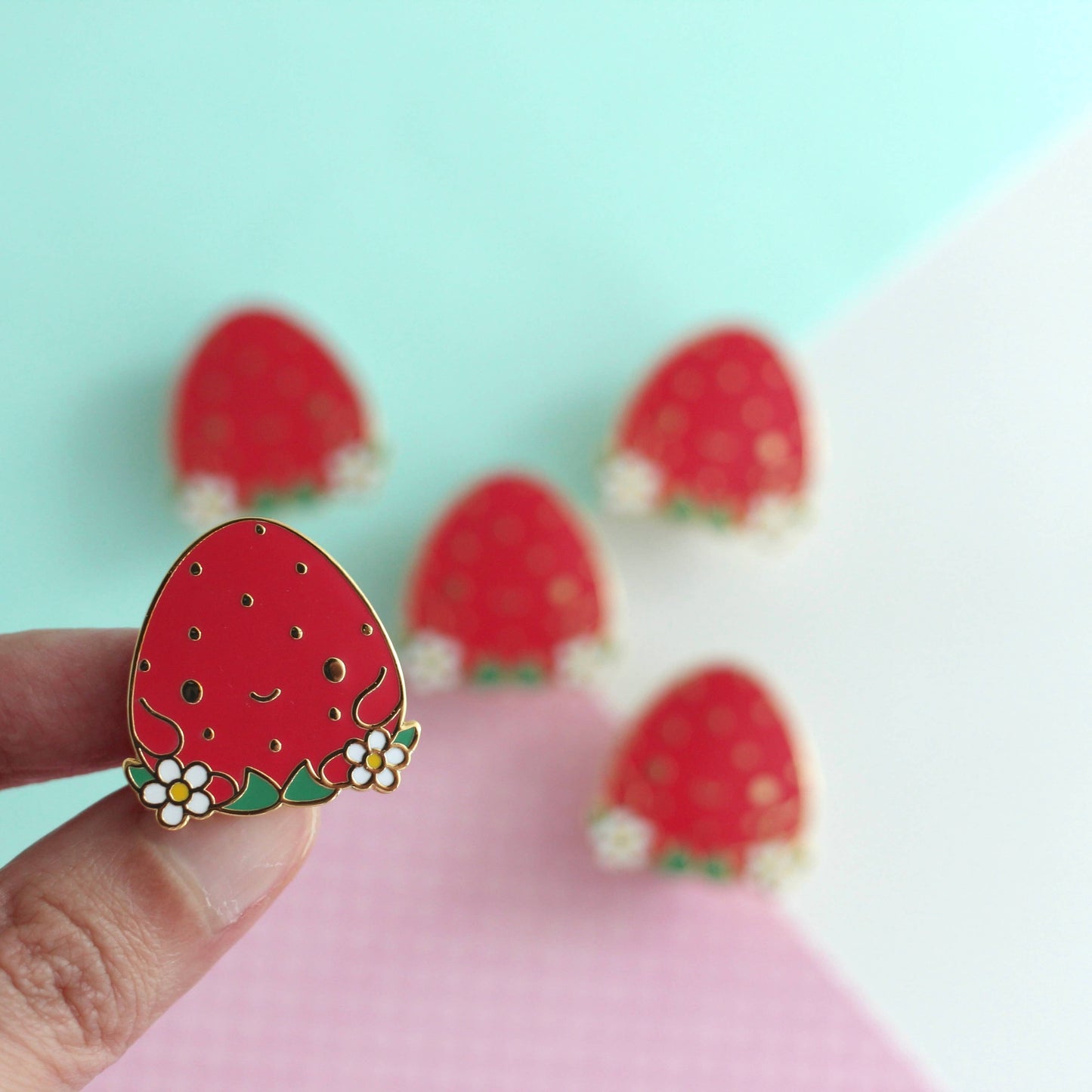 Fraise - Épinglette fruit mignon