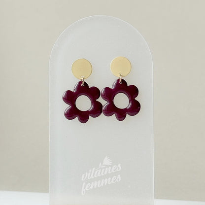 Boucles d’oreilles fleur aubergine fait main en argile de polymère et or 24K