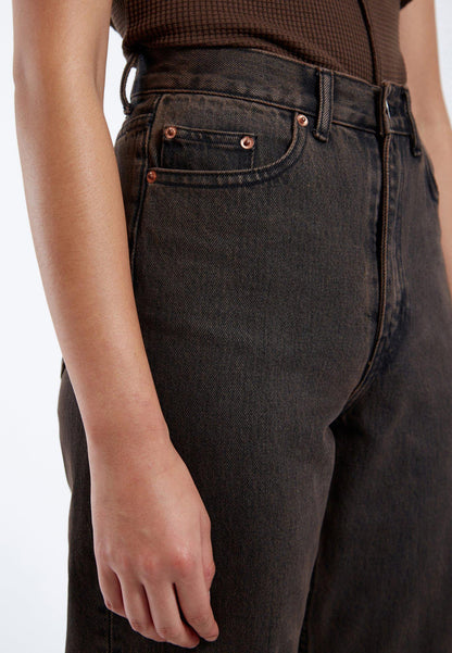 Denim taille haute jambe droite