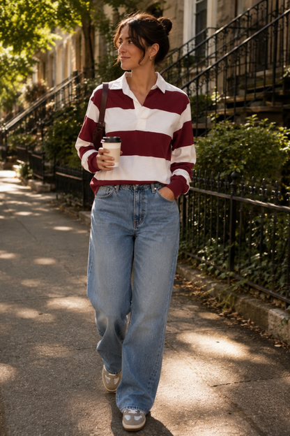 Polo Malo Rouge porté en look casual avec jean, coupe confortable et style rétro.