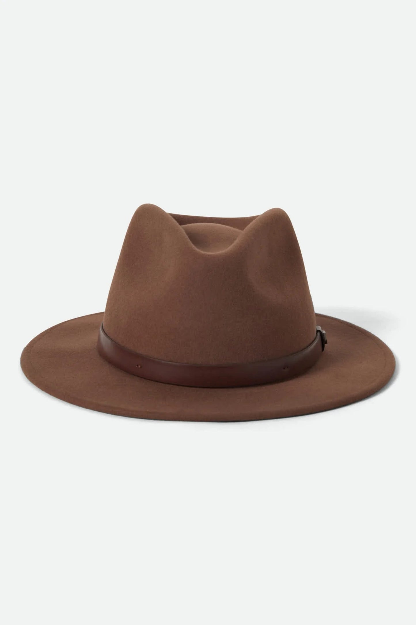 Chapeau Messer sépia vu de face avec couronne en forme de larme, bord droit et bracelet en similicuir.