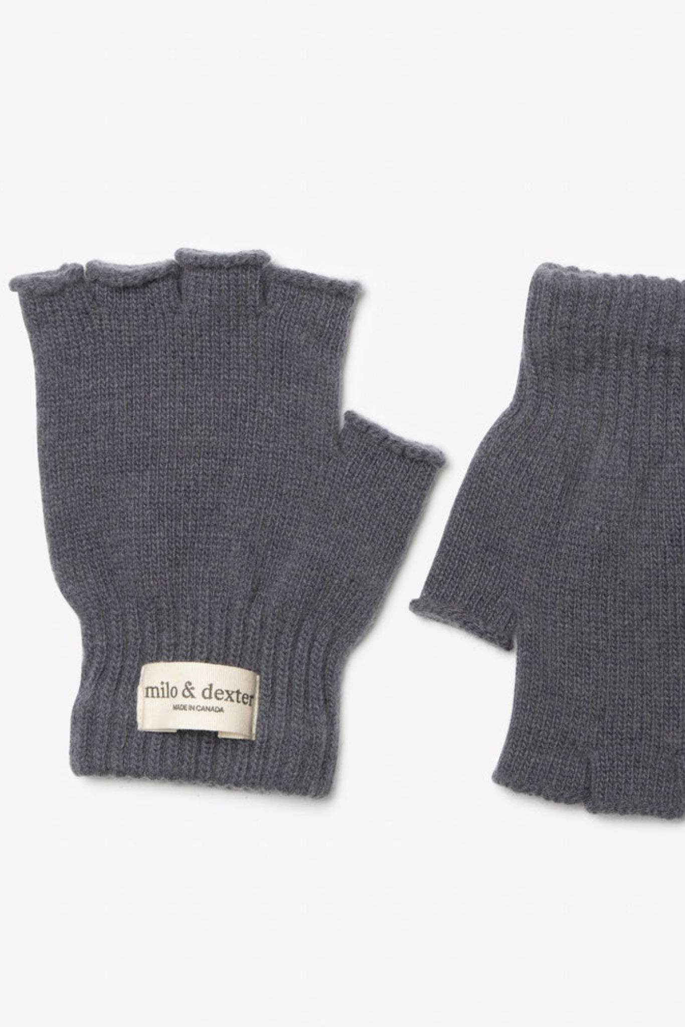 Mitaines sans doigts gris en laine mérinos fabriquées au Canada