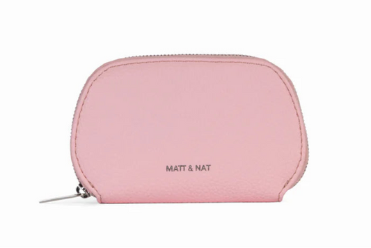 Porte-cartes Nadya rose quartz vu de face en pleine largeur, détails du logo visibles.