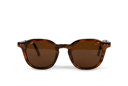 Lunettes de soleil Nika pliables – vue de face avec monture tortoise marron et verres polarisés