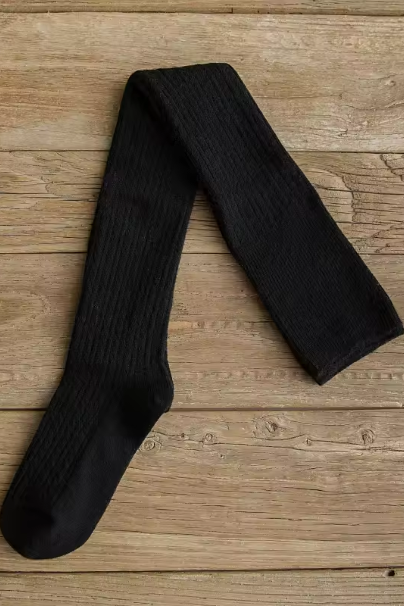 Chaussettes Nira couleur noir en laine, coupe haute