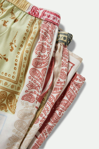 Vue de la taille élastique avec cordon du pantalon fluide bandana