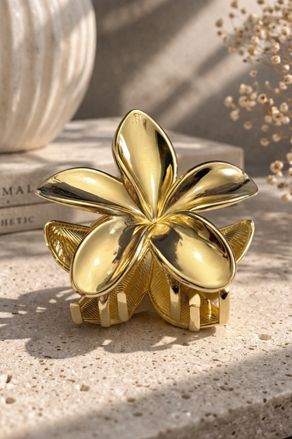 pince cheveux dorée forme fleur brillante + design élégant