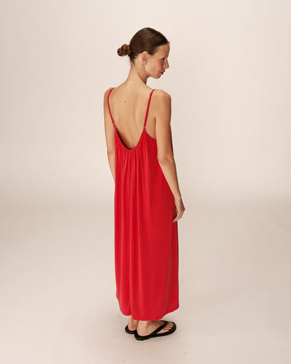 Pivoine Framboise Robe longue à bretelles fines et coupe ample