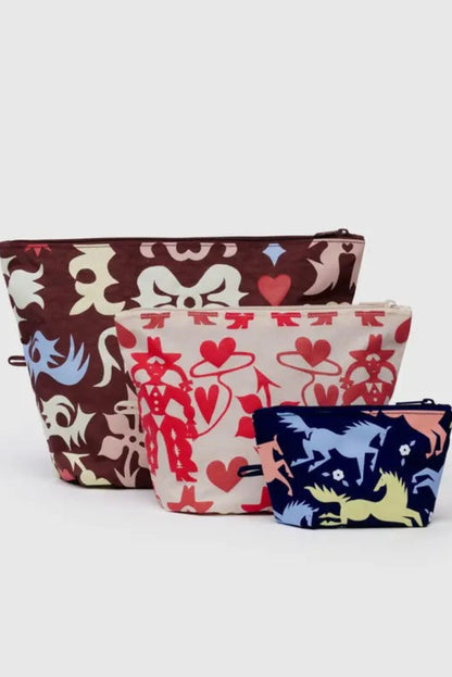  Trois pochettes Western debout montrant les trois tailles vendues separement