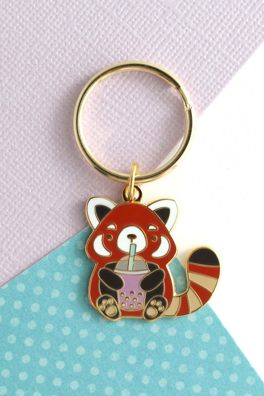 Porte-clés émaillé doré Panda Roux avec bubble tea – charm mignon en émail dur