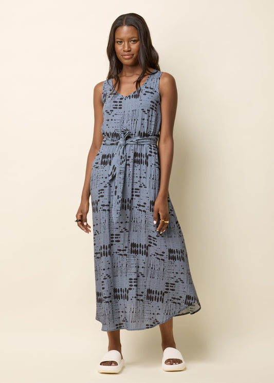 Robe fluide bleu encre avec ceinture à la taille et col V