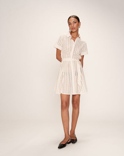 Romane Beige - Robe courte écrue dentelle col chemise ceinturée